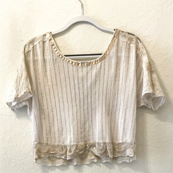 ANTHROPOLGIE vintage lace Top metallic gold stripes Size S - Picture 4 of 17
